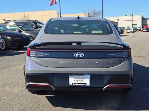 New 2026 Hyundai Sonata SEL FWD image 4