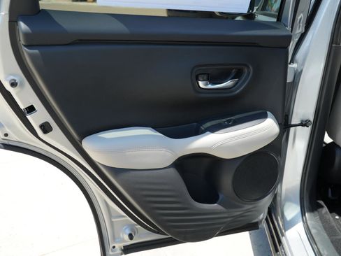 New 2027 Honda HR-V LX image 17