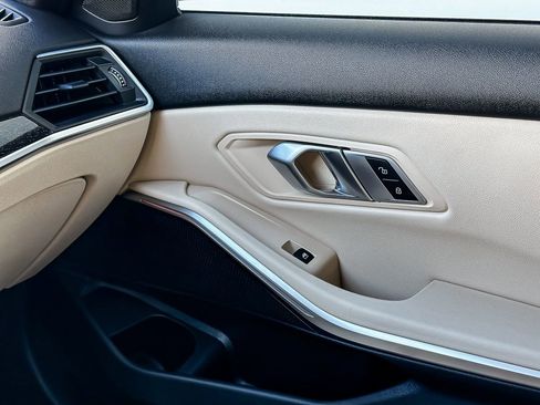 Certified 2023 BMW 330i Sedan w/ Premium Package image 20