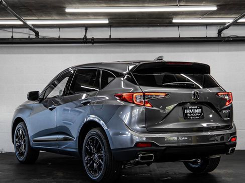 New 2026 Acura RDX SH-AWD image 3