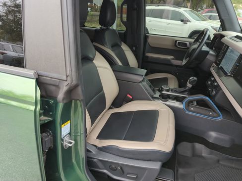 Used 2022 Ford Bronco Wildtrak AWD/4WD image 35