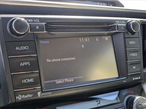 Used 2018 Toyota RAV4 XLE image 7