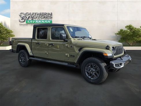New 2026 Jeep Gladiator Sport AWD/4WD image 7