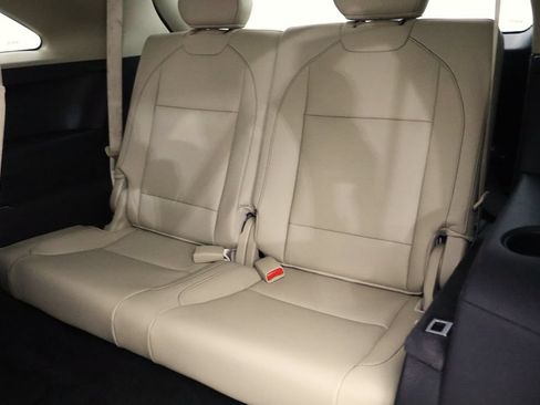 Used 2020 Acura MDX w/ Technology Package AWD/4WD image 11