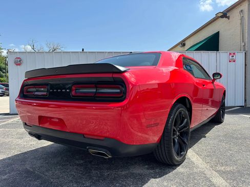 Used 2018 Dodge Challenger SXT w/ Blacktop Package RWD image 6