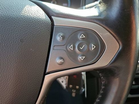 Used 2022 Chevrolet Colorado Z71 AWD/4WD image 33