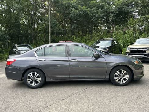 Used 2013 Honda Accord LX image 3