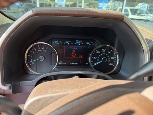 Used 2018 Ford F150 Lariat image 30