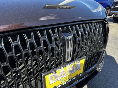 Certified 2023 Lincoln Corsair Standard w/ Equipment Group 101A image 10