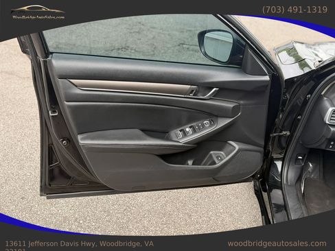 Used 2020 Honda Accord LX image 9