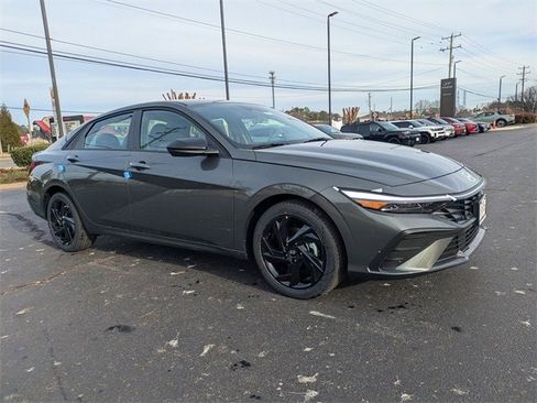 New 2026 Hyundai Elantra Sport image 2