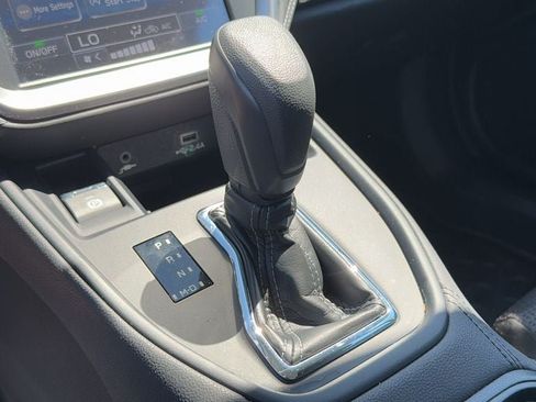 Certified 2024 Subaru Outback AWD/4WD image 17
