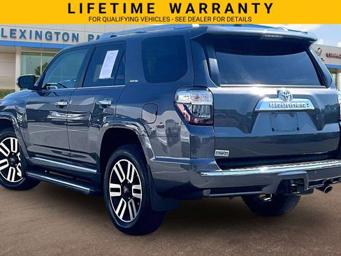 Used 2018 Toyota 4Runner Limited AWD/4WD image 2