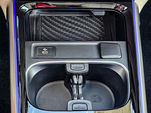 New 2026 Mercedes-Benz GLB 250 4MATIC image 21