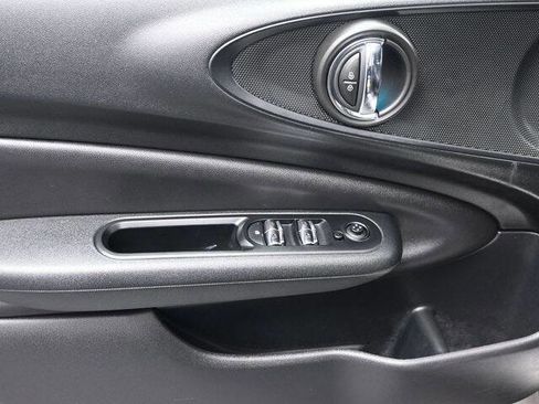 Used 2020 MINI Cooper Clubman S image 13