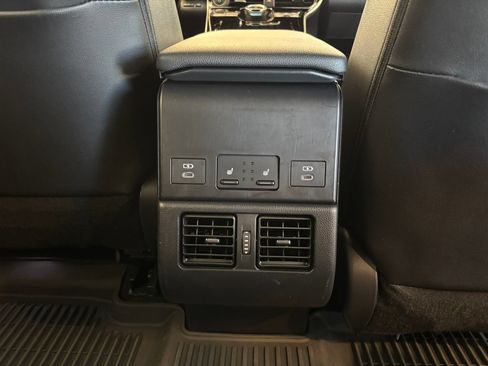 Used 2024 Toyota bZ4X AWD image 25