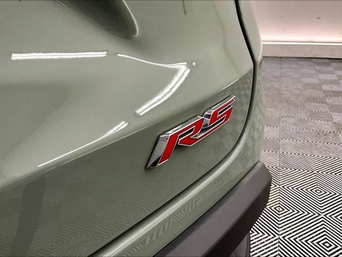 Used 2024 Chevrolet Trax RS FWD image 7