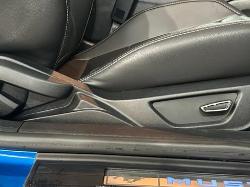 Used 2019 Ford Mustang GT Premium RWD image 57