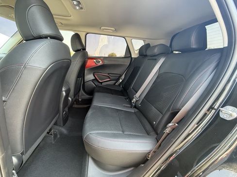 Used 2025 Kia Soul GT-Line w/ GT-Line Technology Package FWD image 22