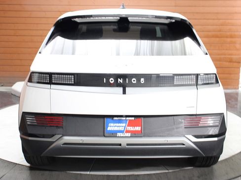 Used 2023 Hyundai Ioniq 5 SEL w/ Cargo Package image 2
