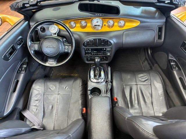 Used 2002 Chrysler Prowler RWD image 3