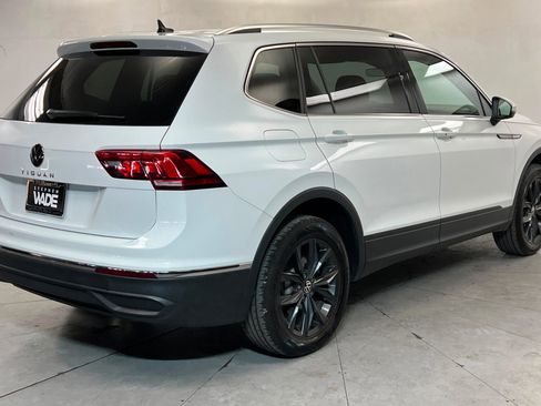 Used 2024 Volkswagen Tiguan SE FWD image 6
