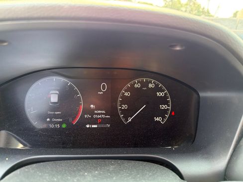 Used 2024 Honda HR-V LX image 13