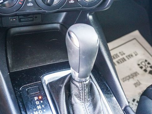 Used 2017 MAZDA MAZDA3 Sport image 24