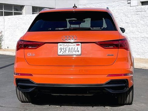 Used 2019 Audi Q3 2.0T Prestige w/ Prestige Package image 3