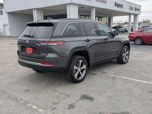New 2026 Jeep Grand Cherokee Limited w/ Luxury Tech Group II image 3