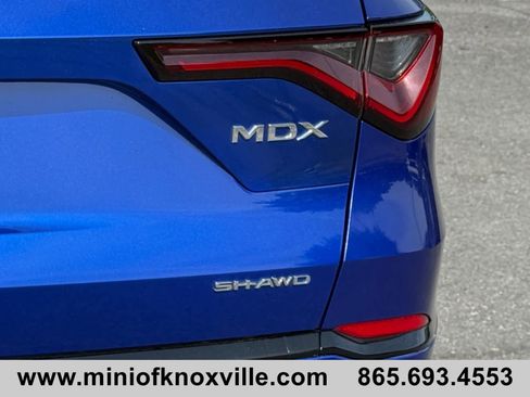 Used 2023 Acura MDX A-Spec AWD/4WD image 11