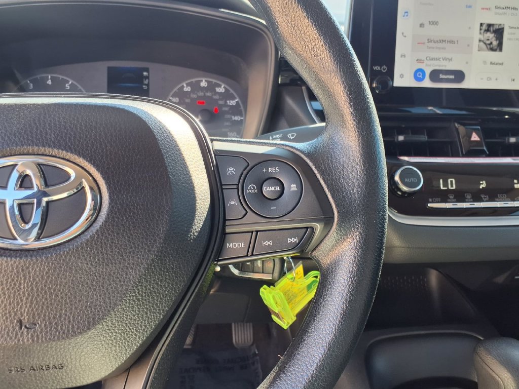 Used 2024 Toyota Corolla LE FWD image 17