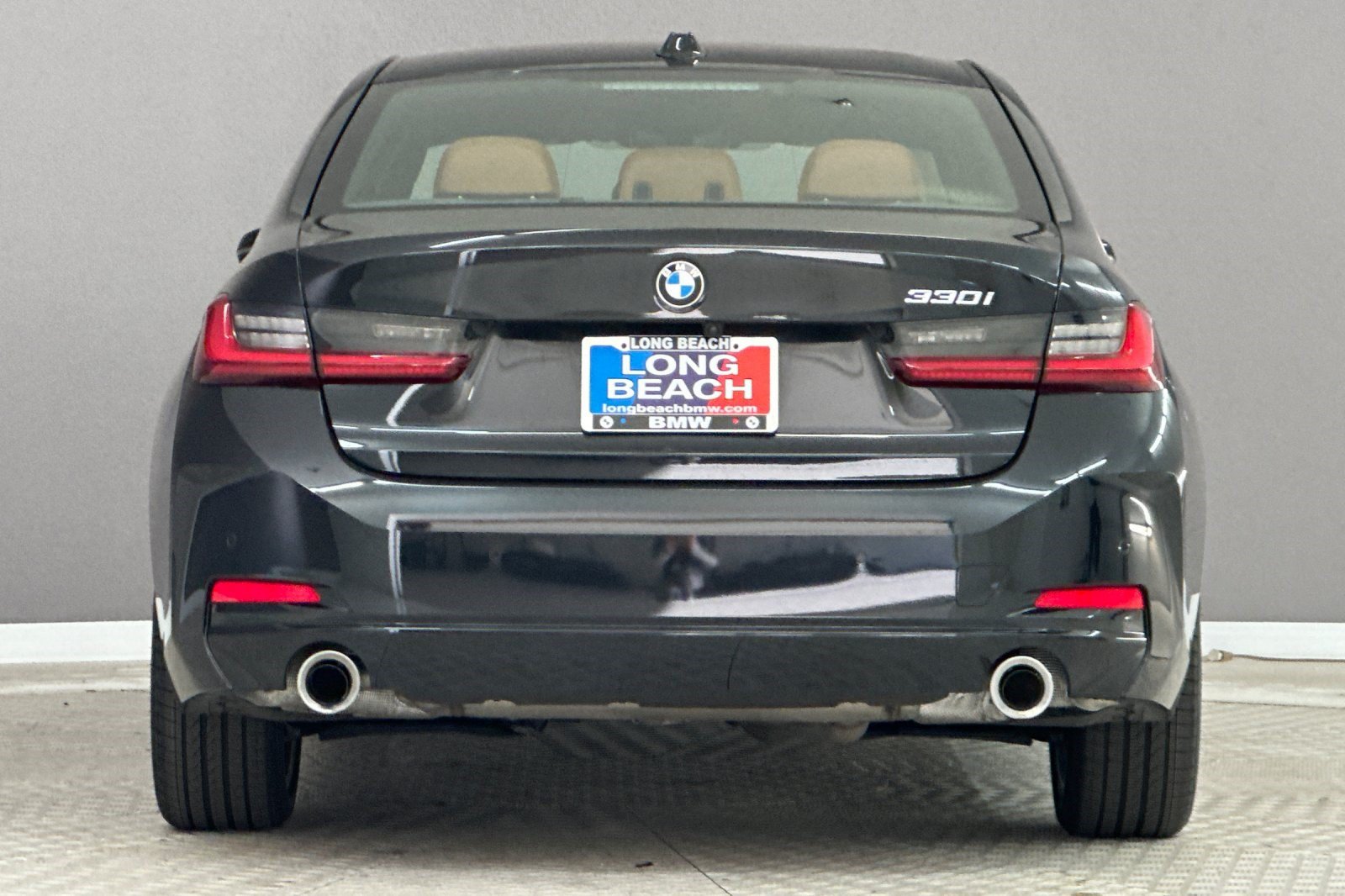 Used 2024 BMW 330i Sedan w/ Convenience Package RWD image 9