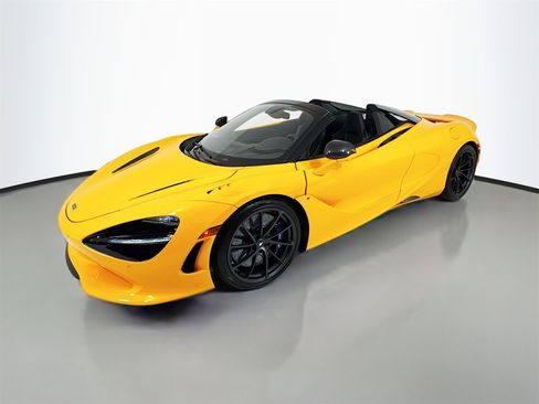 Used 2024 McLaren 750S image 28