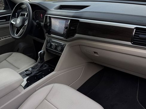 Used 2022 Volkswagen Atlas SE w/ Panoramic Sunroof Package AWD/4WD image 48