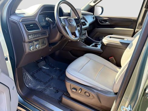 Used 2024 GMC Yukon SLT image 29