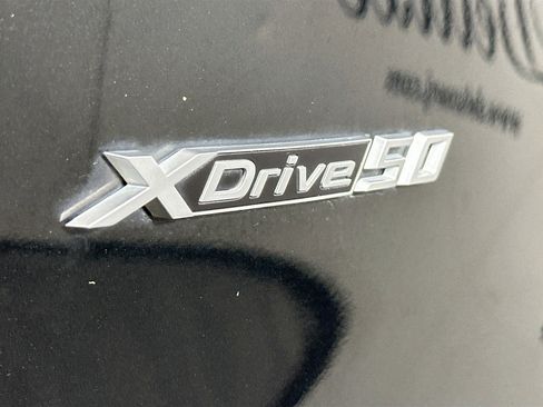 Used 2024 BMW iX xDrive50 w/ Premium Package AWD/4WD image 26