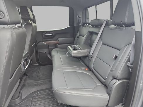 Used 2021 GMC Sierra 1500 SLT w/ SLT Convenience Package AWD/4WD image 17