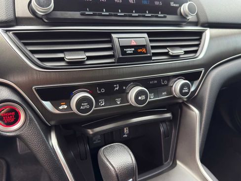 Used 2020 Honda Accord LX image 13