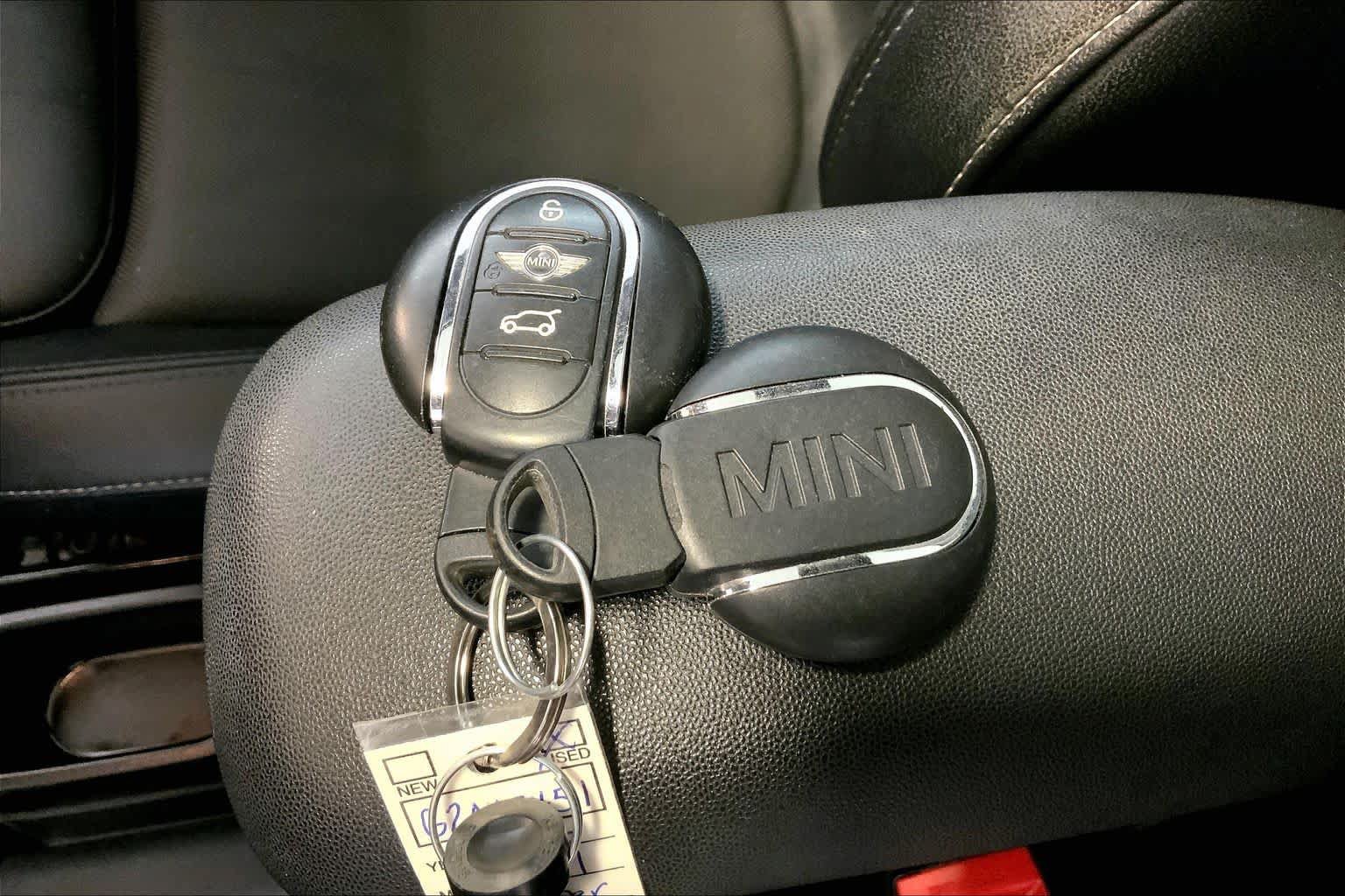 Used 2016 MINI Cooper S FWD image 14