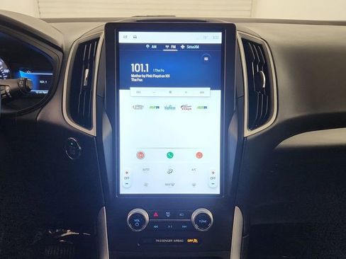 Used 2023 Ford Edge SE AWD/4WD image 13