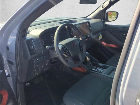 New 2025 Nissan Frontier PRO-4X w/ Interior Protection Package image 9