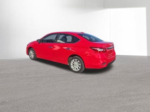 Used 2019 Nissan Sentra SV image 3