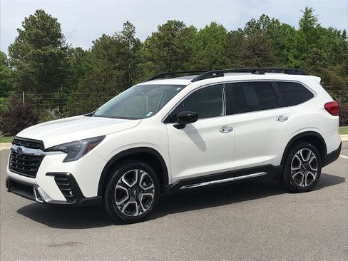 Certified 2026 Subaru Ascent Touring w/ Popular Package #2 AWD/4WD image 1