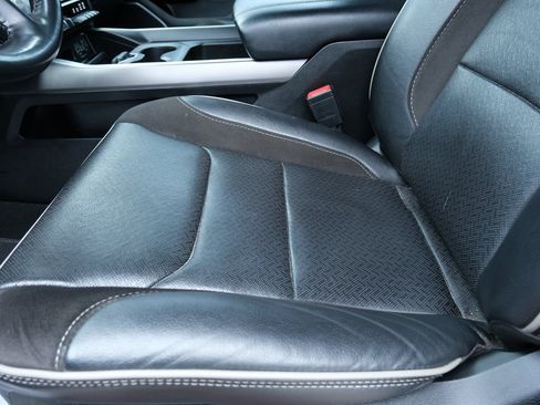 Used 2023 RAM 1500 Laramie image 25