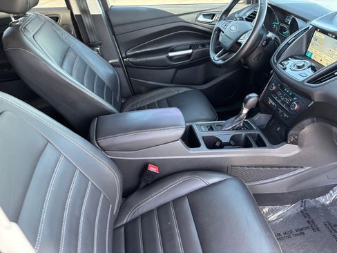Used 2017 Ford Escape Titanium image 14