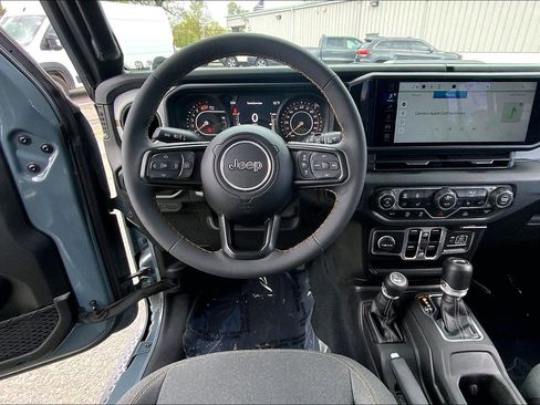 Certified 2024 Jeep Wrangler Unlimited Sport AWD/4WD image 5