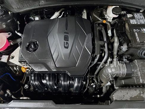 Used 2023 Kia Sportage X-Line w/ X-Line Premium Package image 9