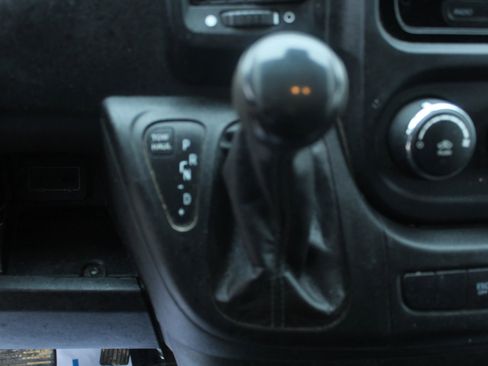 Used 2019 RAM ProMaster 2500 w/ Interior Convenience Group image 12