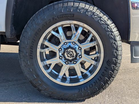 Used 2016 GMC Sierra 2500 SLT w/ Duramax Plus Package AWD/4WD image 47
